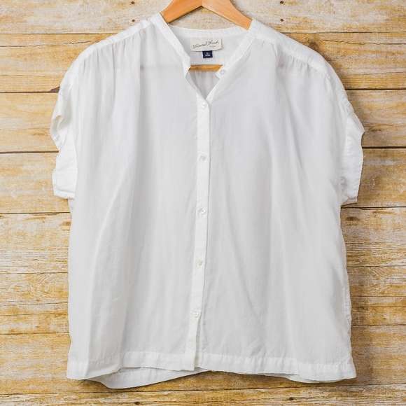 Universal thread white button down Clearance